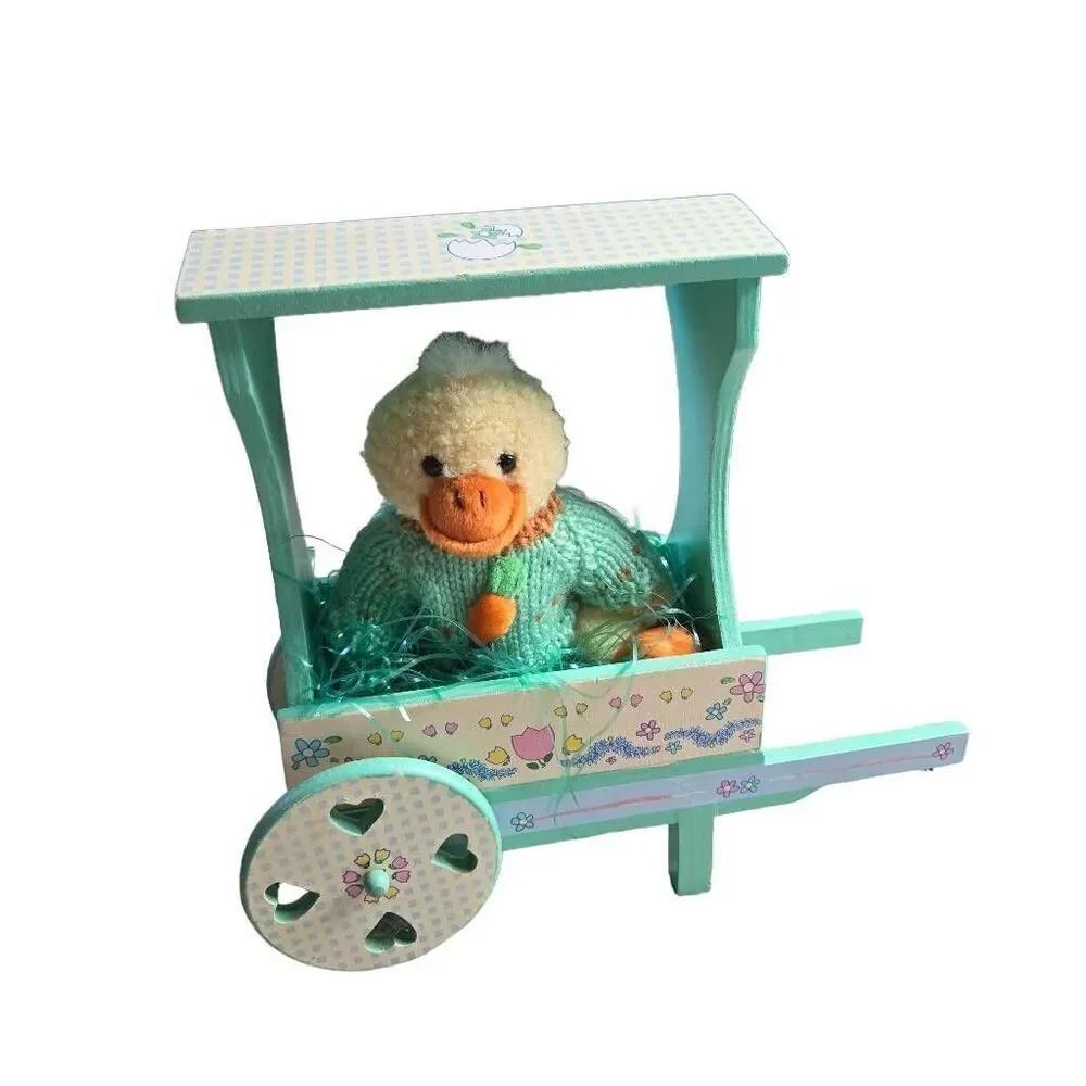 Vintage Easter Wagon with plush duck 12longx11tallx6wide